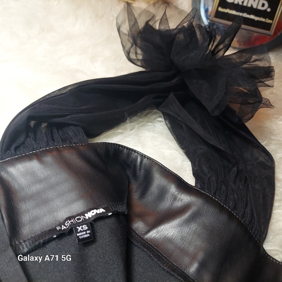 Party Bandage Jumpsuit - Picture 9 of 9